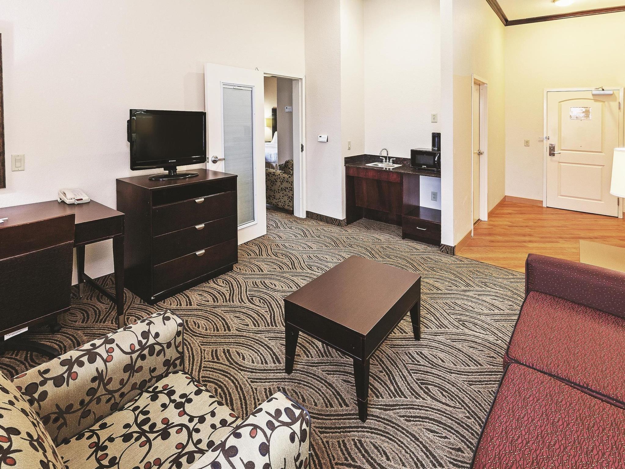 La Quinta Inn & Suites By Wyndham Ft Worth-Burleson Εξωτερικό φωτογραφία