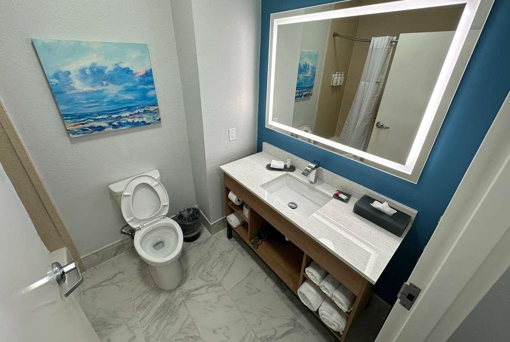 La Quinta Inn & Suites By Wyndham Ft Worth-Burleson Δωμάτιο φωτογραφία