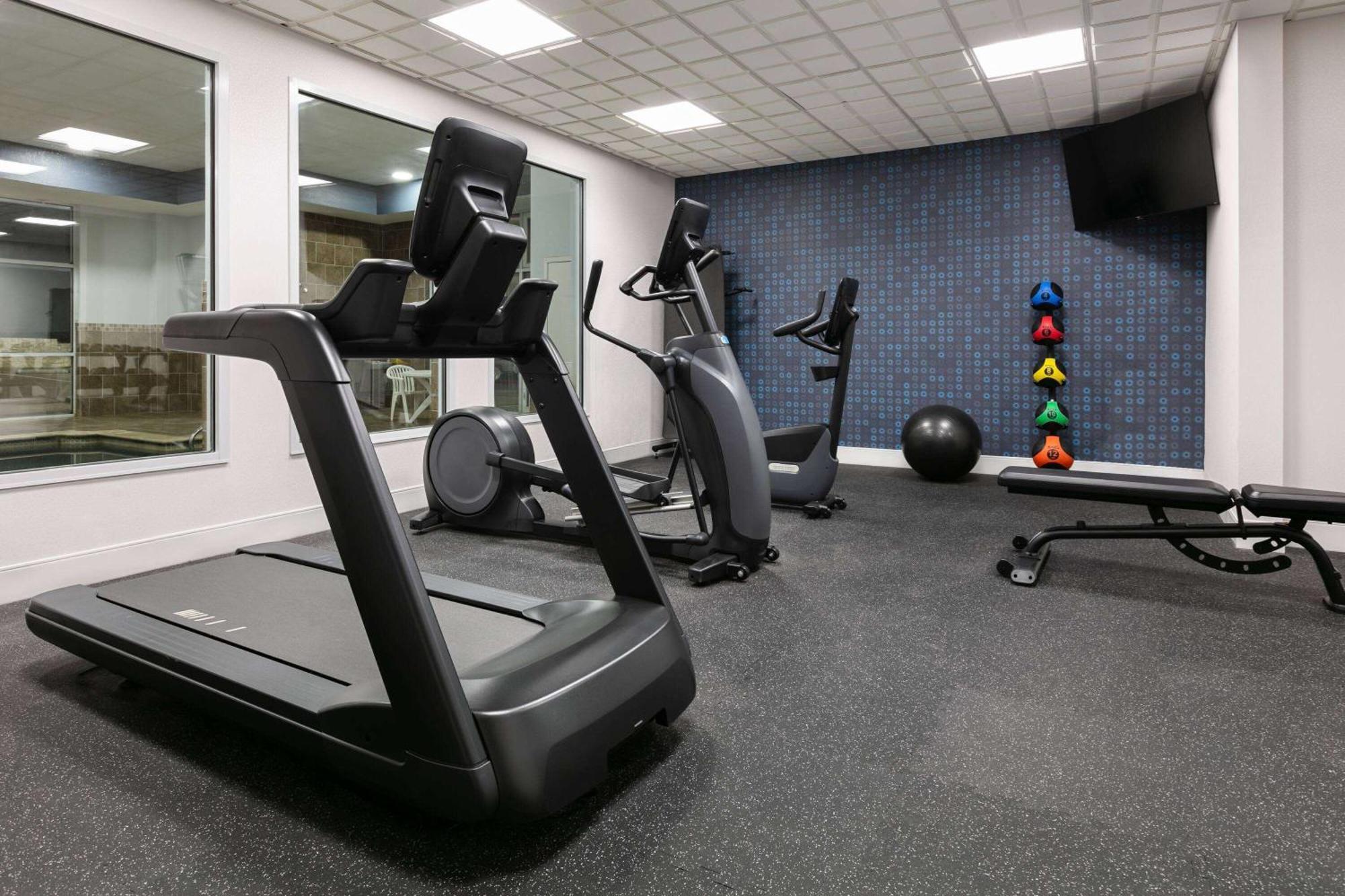 La Quinta Inn & Suites By Wyndham Ft Worth-Burleson Εξωτερικό φωτογραφία