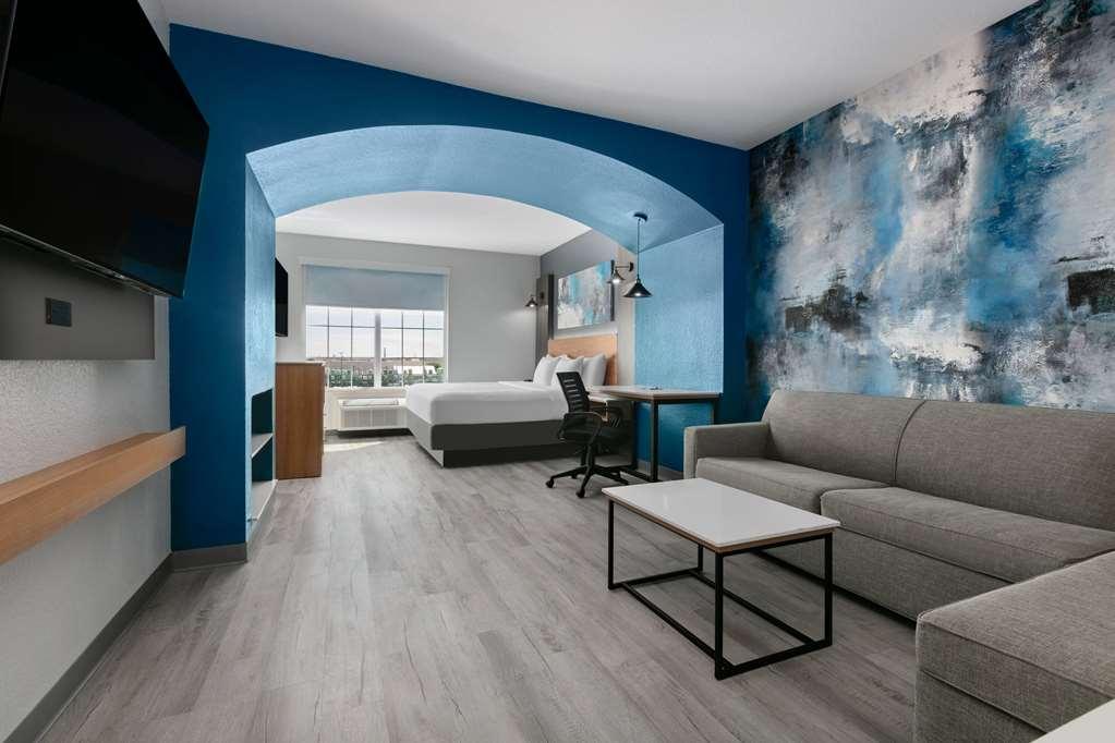 La Quinta Inn & Suites By Wyndham Ft Worth-Burleson Δωμάτιο φωτογραφία